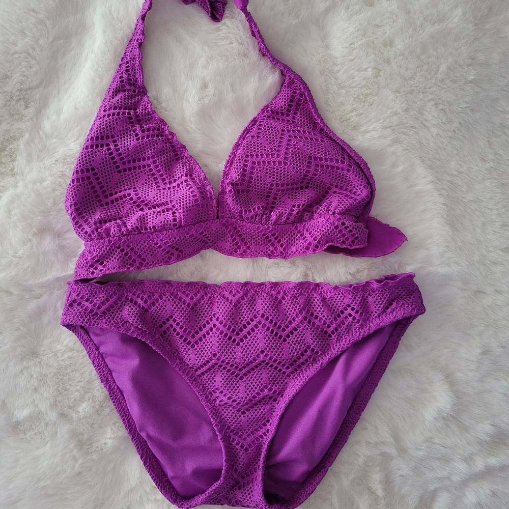 MOSSIMO HALTER BIKINI TOP. MATCHING BOTTOMS SIZE S. VERY GOOD COND